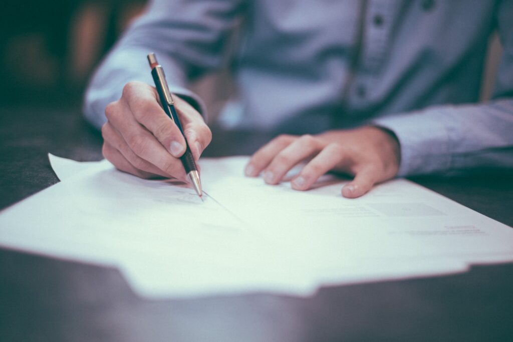 A la carte bookkeeping and payroll desk